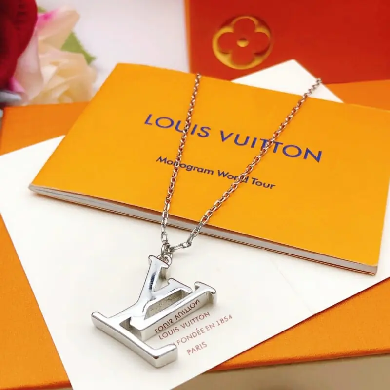 louis vuitton collier s_12137a14